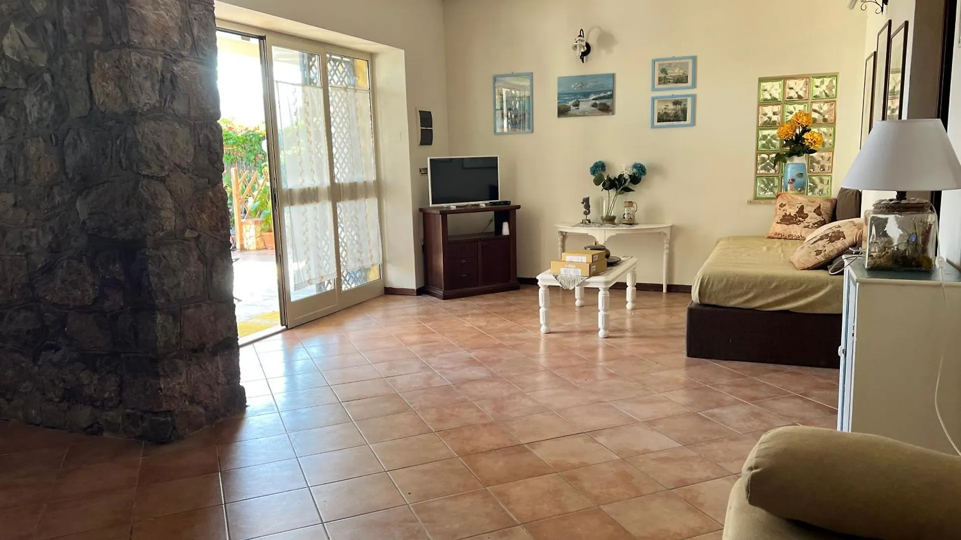 Casa Sul Mare Lalu A 20 Kl Da Palermo Tre Camere 9 Posti Santa Flavia Holiday home